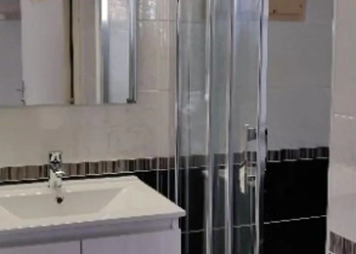 Apartamento T2 Mezzanine, 4 Couchages, Clim, Terrasse, Piscine, Parking Prive - - Fr-1-326-387